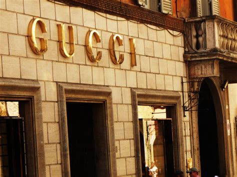 gucci rome store locator